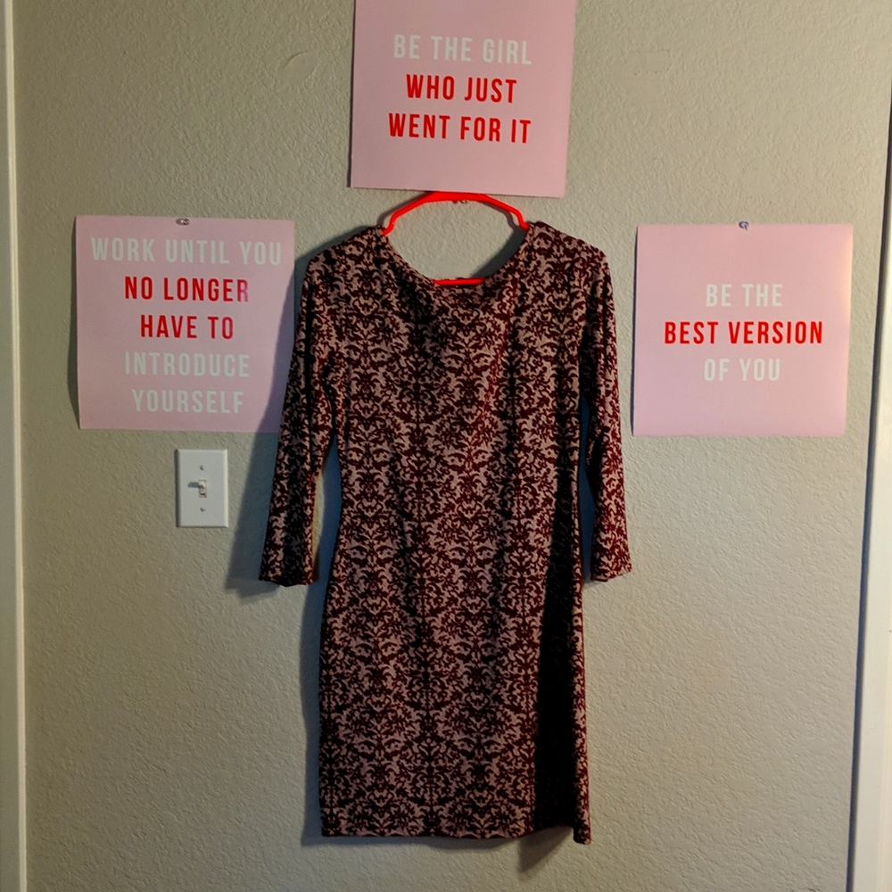 Burgundy/maroon long sleeve bodycon dress